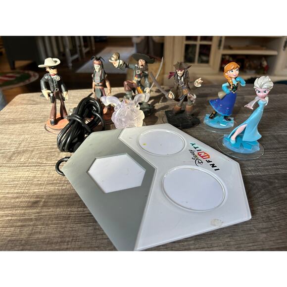 Disney Infinity Lot Frozen Pirates of Carribean - Picture 1 of 5
